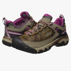 Keen targhee III Low height waterproof hiking boots shoe